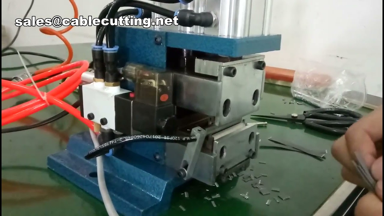 Wire cable stripping machine